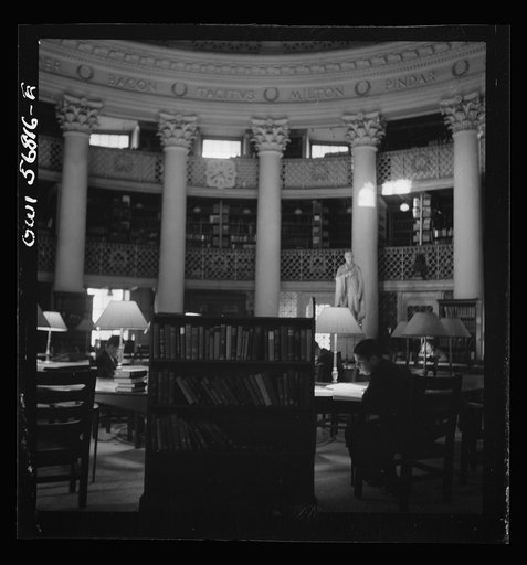 Miscellaneous lot of photographs by Barbara Wright, e.g. University of Virginia, Franconia, New Hampshire, Maine. University of Virginia