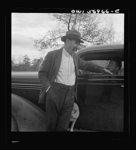 Miscellaneous lot of photographs by Barbara Wright. Tennessee, e.g. TVA, Knoxville