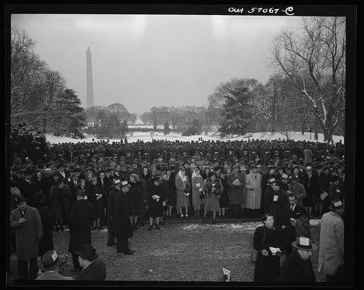 Crowds gather on the South Lawn of the White House to hear Preident Roosevelt's fourth term inaugural address