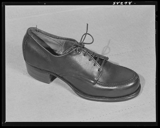 Safe clothes for women war workers
