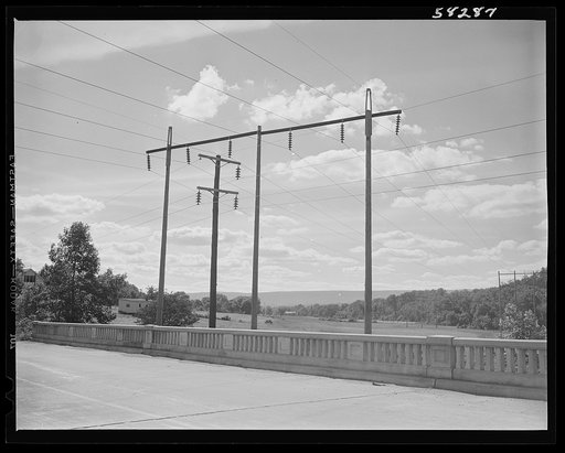 Chickamauga Dam, Tennessee. Tennessee Valley Authority (TVA)