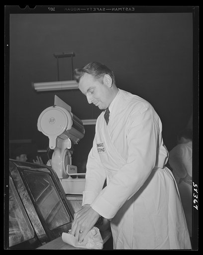 Demonstration of meat rationing plan