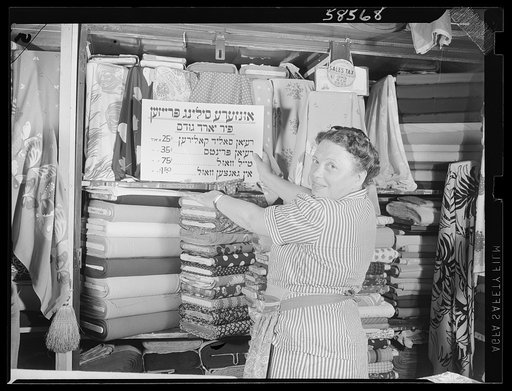 Posting ceiling prices in English and foreign languages