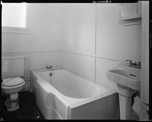 Houses for Britain. Bathroom in a prefabricated model house erected at Scott Circle, Washington, D.C. by the Federal Public Housing Authority  of the type of temporary, emergency dwellings which it is planned to ship to Great Britain under lend-lease. Plumbing and plumbing fixtures will be shipped w