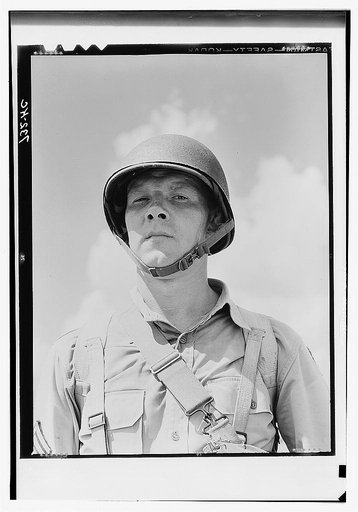 Portrait of a U.S. Army paratrooper