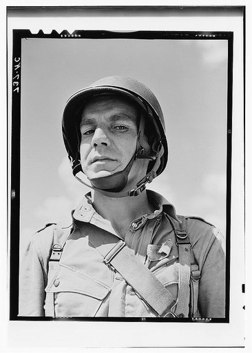 Portrait of a U.S. Army paratrooper