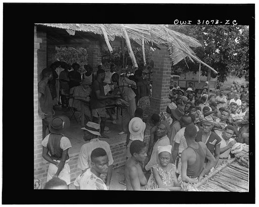 Moyen Congo bush, French Equatorial Africa. The trading activities of Africa. Rubber