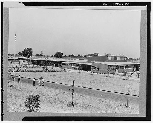 Woodvale, California. Community center and school building on the FSA (Farm Security Administration) project