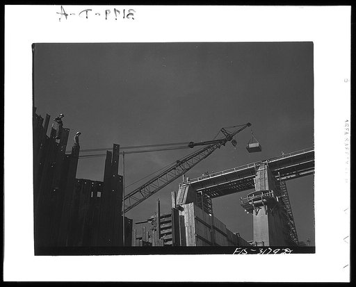 Fort Loudon [i.e., Loudoun] Dam, Tennessee. Tennessee Valley Authority (TVA). Construction