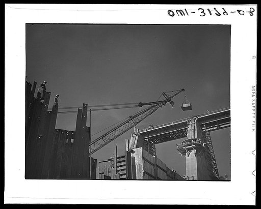 Fort Loudon [i.e., Loudoun] Dam, Tennessee. Tennessee Valley Authority (TVA). Construction