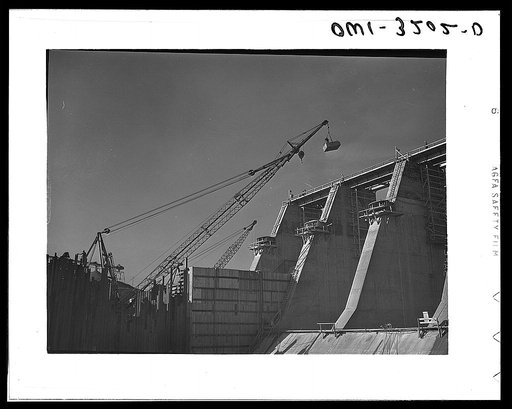 Fort Loudon [i.e., Loudoun] Dam, Tennessee. Tennessee Valley Authority (TVA). Construction