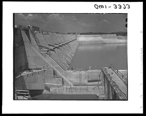 Watts Bar Dam, Tennessee. Tennessee Valley Authority. Construction