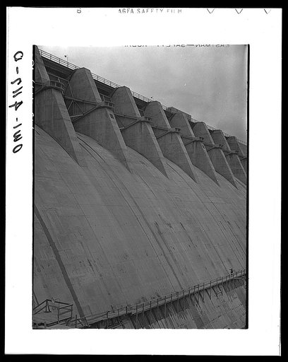Cherokee Dam, Tennessee (Tennessee Valley Authority (TVA)). Spillway