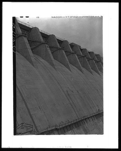 Cherokee Dam, Tennessee (Tennessee Valley Authority (TVA)). Spillway