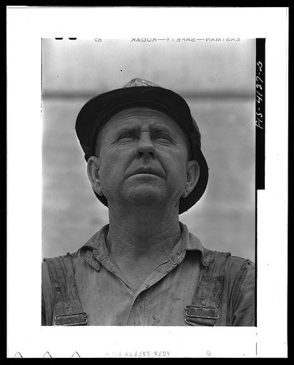 Cherokee Dam, Tennessee (Tennessee Valley Authority (TVA)). Rigger