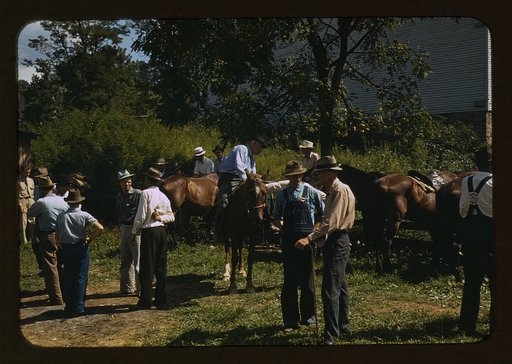 Mountaineers and farmers trading mules and horses on "Jockey St.," near the Court House, Campton, Wolfe County, Ky.