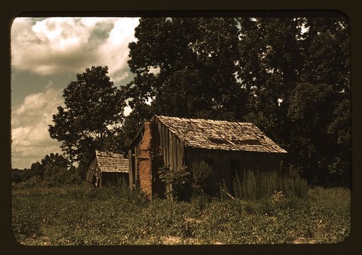 Abandoned shacks, vicinity of Beaufort, S.C.