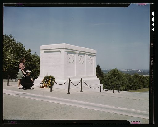 Sailor and girl at the Tomb of the Unknown Soldier, Washington, D.C.