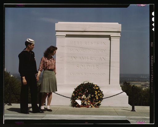 Sailor and girl at the Tomb of the Unknown Soldier, Washington, D.C.