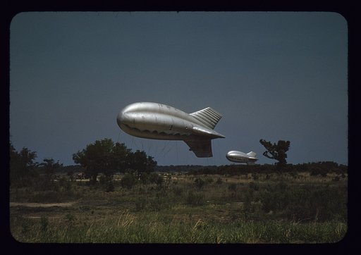 Marine Corps barrage balloons, Parris Island, S.C.
