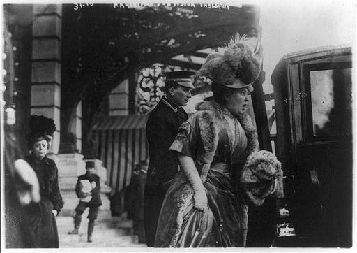 Unidentified woman leaving Mrs. Astor's society tableau, New York, 191-