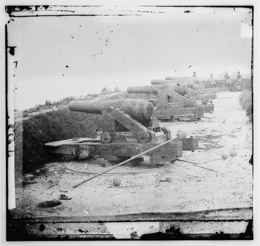 Yorktown, Va. Confederate water Battery Magruder, with Rodman smooth-bore siege guns