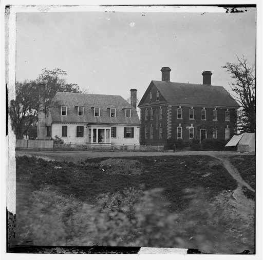 Yorktown, Va. Thomas Nelson house (right), used as a hospital; in 1781 used as a headquarters by Lord Cornwallis