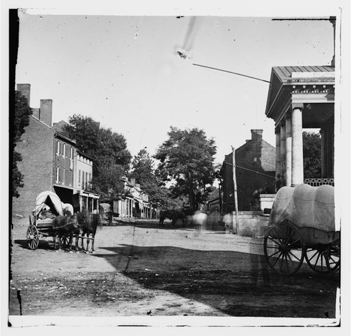 Warrenton, Va. Street in front of courthouse