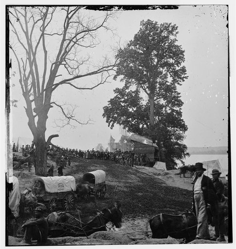 Belle Plain, Va. Wagons of the Sanitary Commission and a crowd at the landing