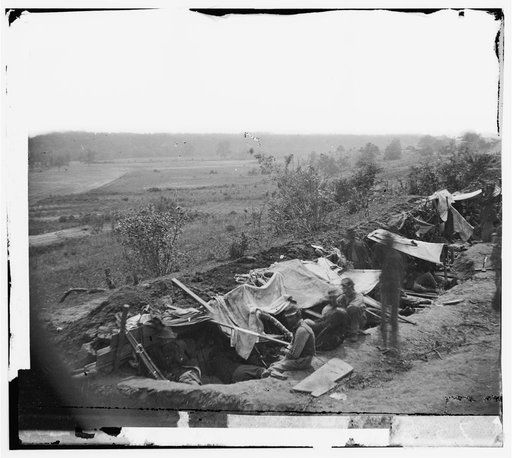 North Anna River, Va. Federal troops occupying line of breastworks on the north bank