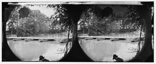 Mrs. Nelson's Crossing, Va. Pontoon bridge across the Pamunkey, built by the 50th New York Engineers
