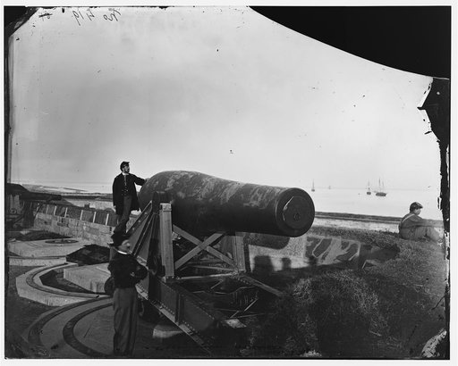 Fort Monroe, Va. The "Lincoln Gun," a 15-inch Rodman Columbiad