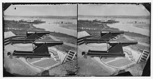 Alexandria, Va. Battery Rodgers at Hunting Creek and the Potomac; 8-in. Parrott gun in foreground; a Rodman gun beyond