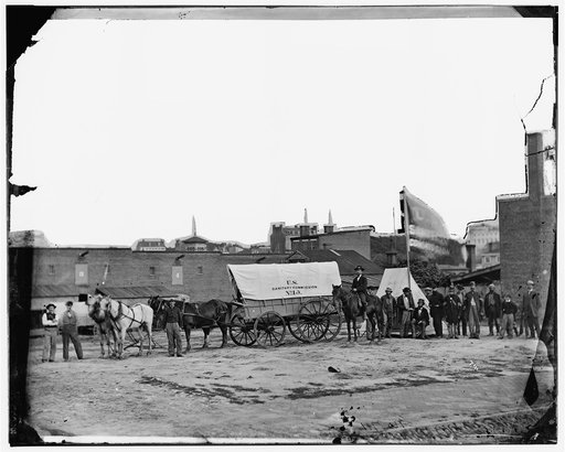 Washington, D.C. Field relief wagons and workers of U.S. Sanitary Commission