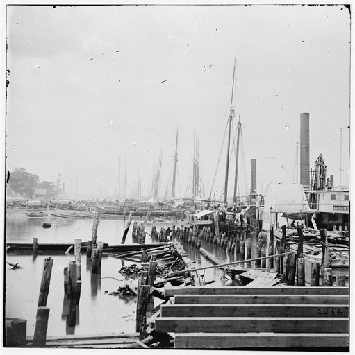 City Point, Virginia. Unloading supplies from transports