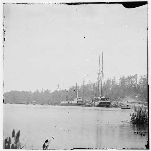Conway Landing, Virginia. Boats and pontoon bridge on York River