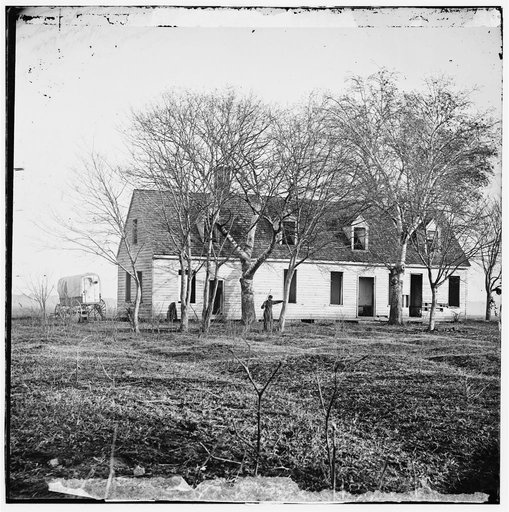 Dutch Gap, Virginia (vicinity). Deserted farm house near Dutch Gap canal