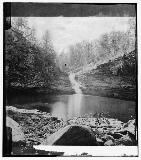 Chattanooga, Tennessee (vicinity). Lulu lake (Lookout Mt.)