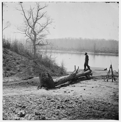Cox's Landing, Virginia. Waiting for Flag-of-Truce boat