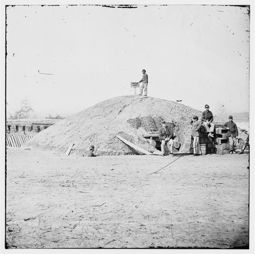 Aiken's Landing, Virginia (vicinity). Battery Abbot, Fort Brady. (Battery named for Col. Henry L. Abbot, 1st Conn. H. Artillery)