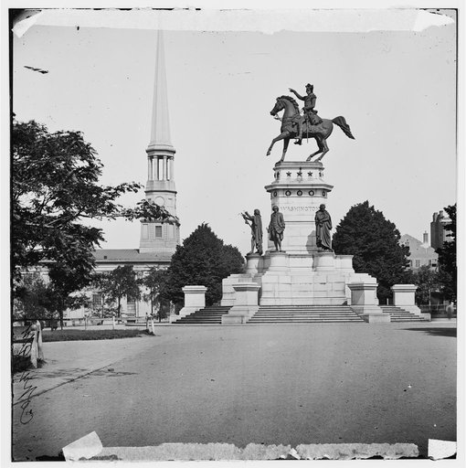 Richmond, Virginia. Washington monument; St. Paul's Church in left background