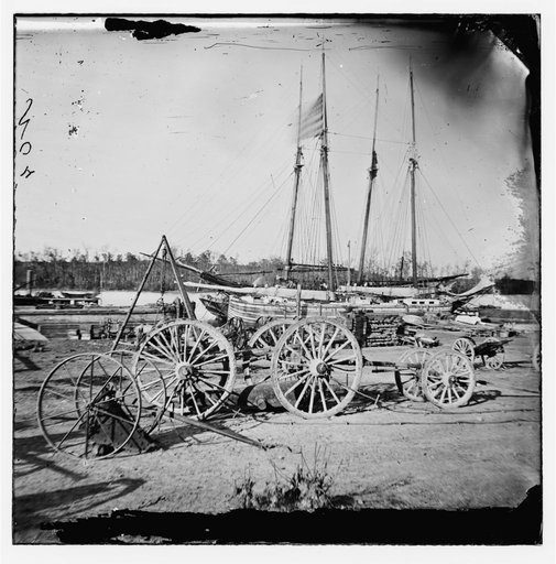 Broadway Landing, Appomattox River, Virginia. Supply boats and stores