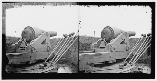 Dutch Gap Canal, James River, Virginia. Confederate battery on James River above Dutch Gap Canal. (Columbiad gun with Brooke ? Reinforced Breech by ?)