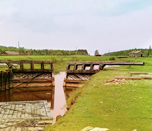 Tip starykh shli︠u︡zovykh vorot. Bi︠e︡lozerskīĭ kanal. [Rossiĭskai︠a︡ imperii︠a︡
