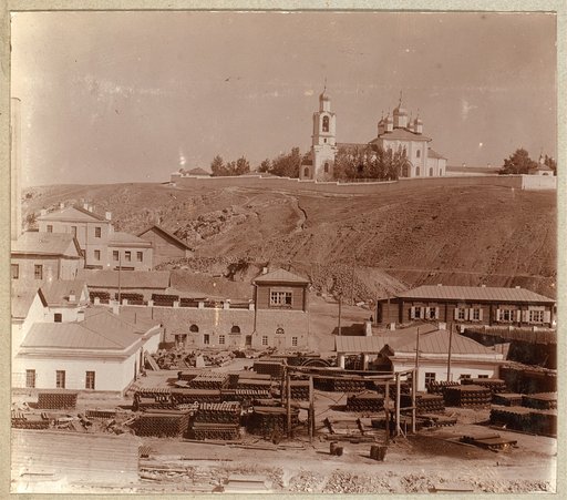 Zhenskīĭ Preobrazhenskīĭ monastyrʹ okolo Kamenskago zavoda [Kamensk-Uralʹskiĭ