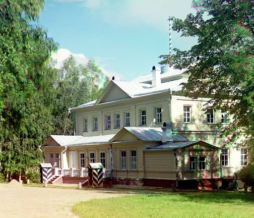 Dvoret︠s︡ v s. Borodino