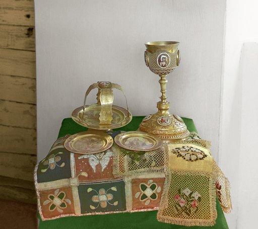 Sosudy i vozdukhi 1793-go goda. Vo vremi︠a︡ voĭny byli zakopany v mogilu. Borodino