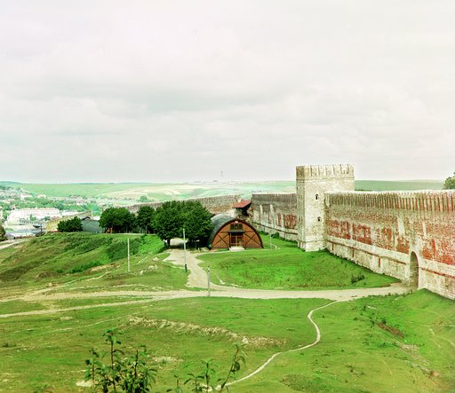 Smolensk. Vid na Kri︠e︡postnui︠u︡ sti︠e︡nu iz Lopatinskago sada