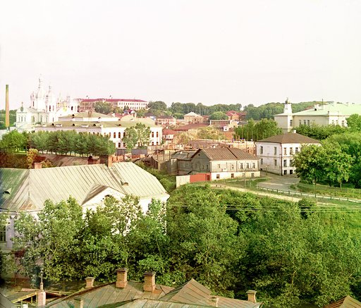 Vitebsk. Obshchīĭ vid vostochnoĭ chasti s kolokolʹni kaḟedralʹnago sobora