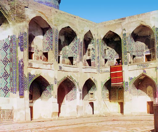 Vnutri m. Shir-Dor. Samarkand